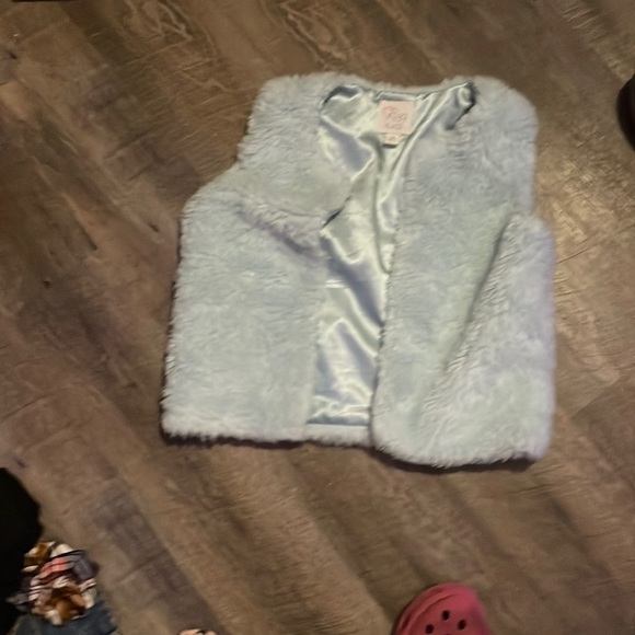 Vest - Picture 1 of 1